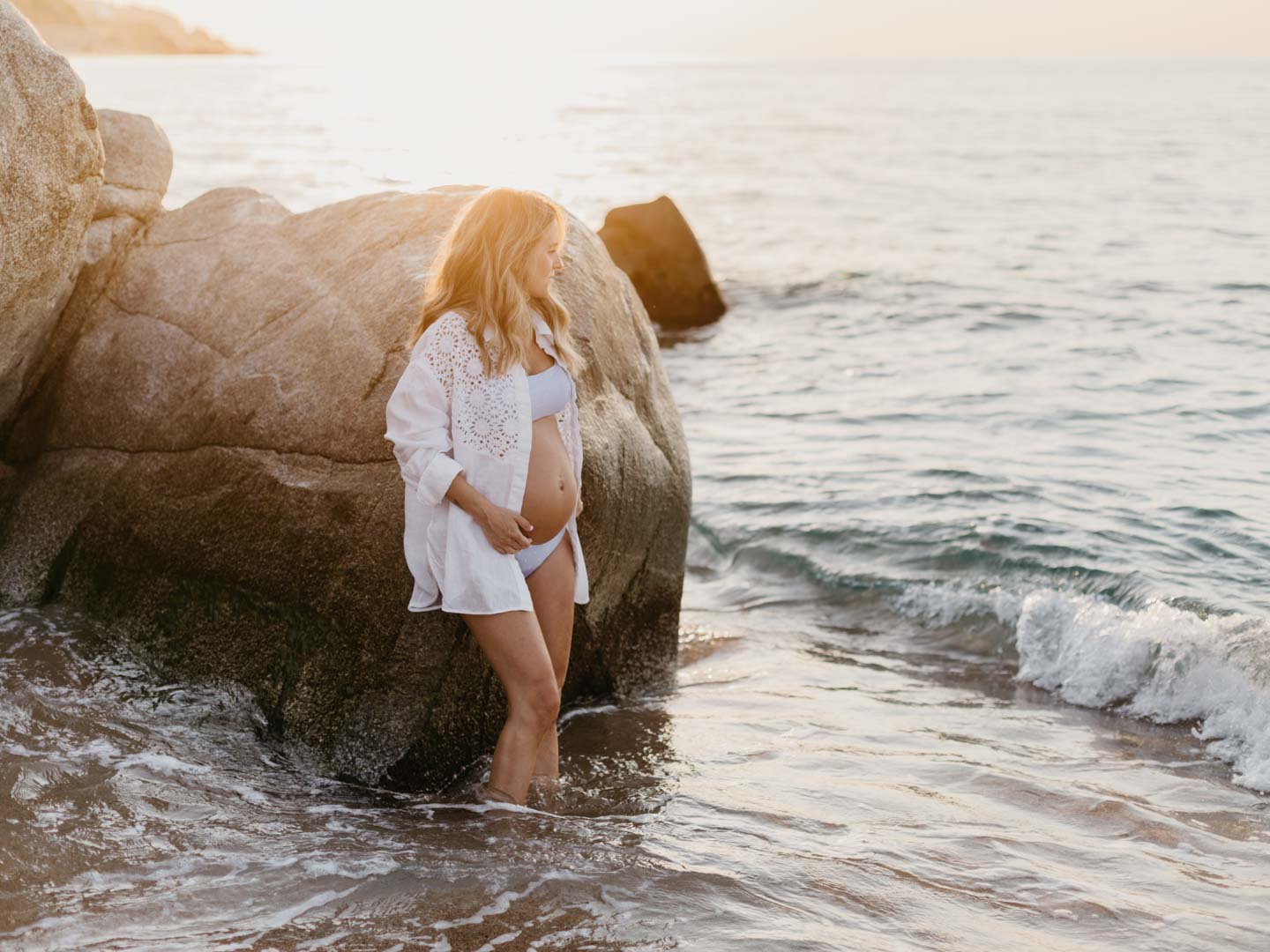 Sesión de embarazo en la playa de Canet