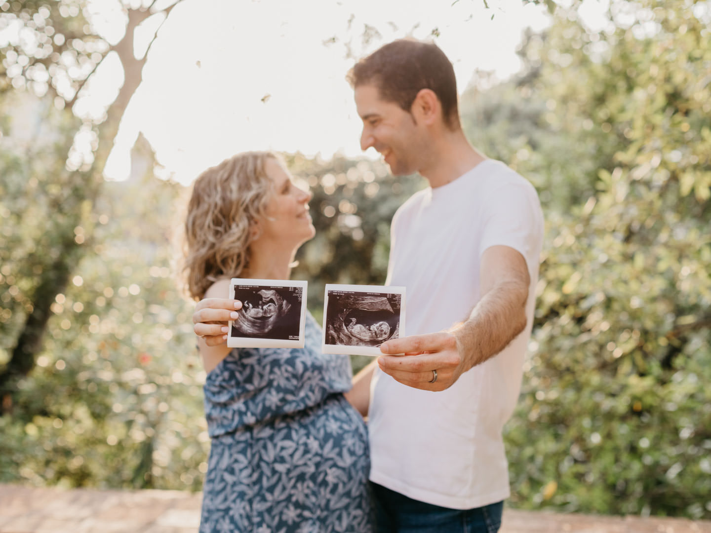 Sesión de embarazo en exterior