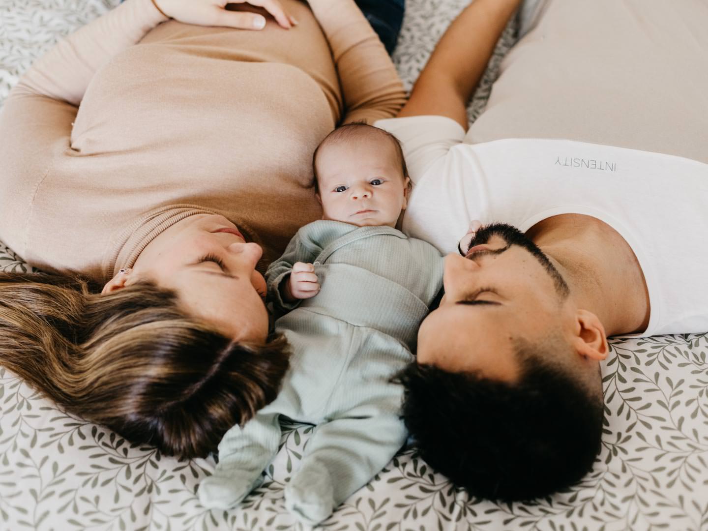 Sesión newborn natural a domicilio