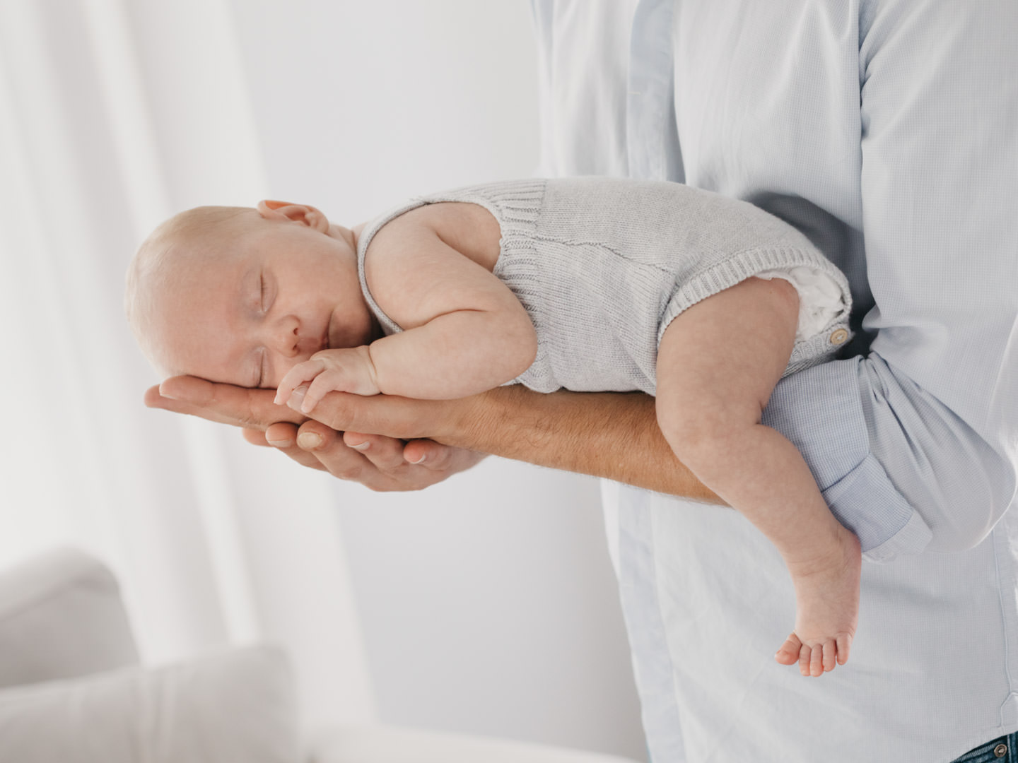 Sesión newborn natural a domicilio